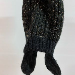 Vintage Adrienne Vittadini hat with ties